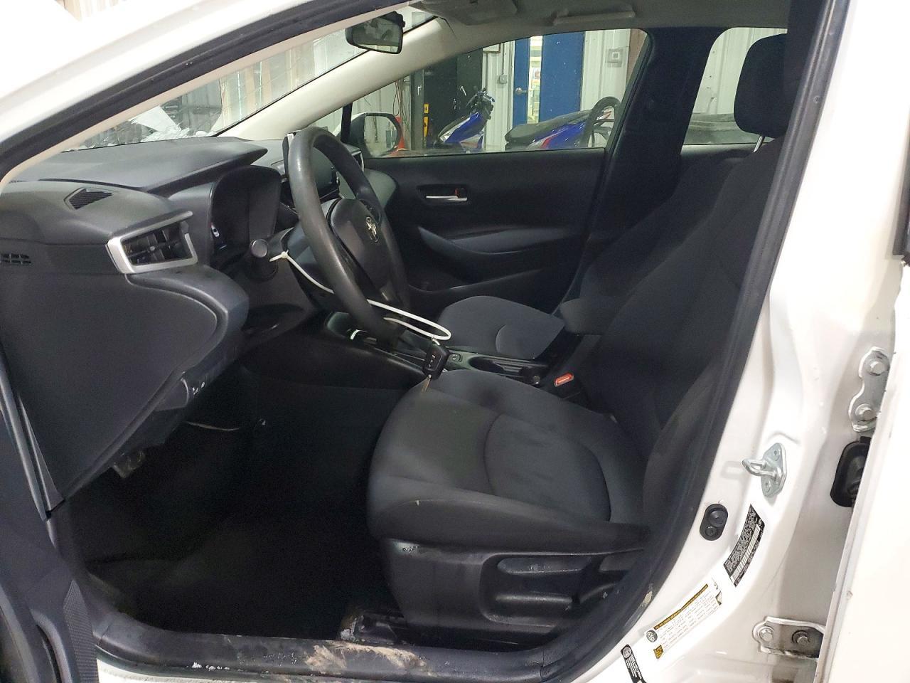 2021 Toyota Corolla Le - Фото 7