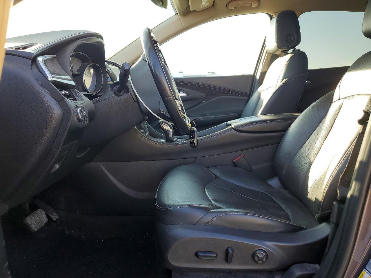 2017 Buick Envision Essence - Фото 7