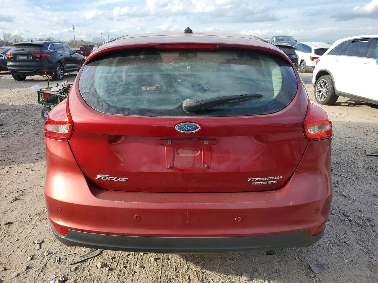 2015 Ford Focus Titanium - Image 6