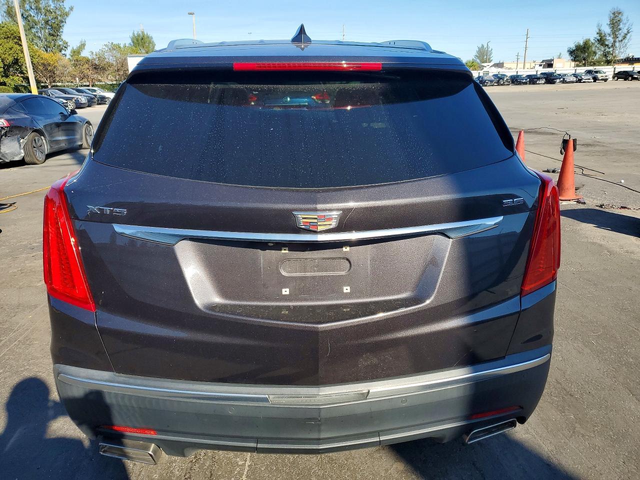 2018 Cadillac Xt5 - Фото 6
