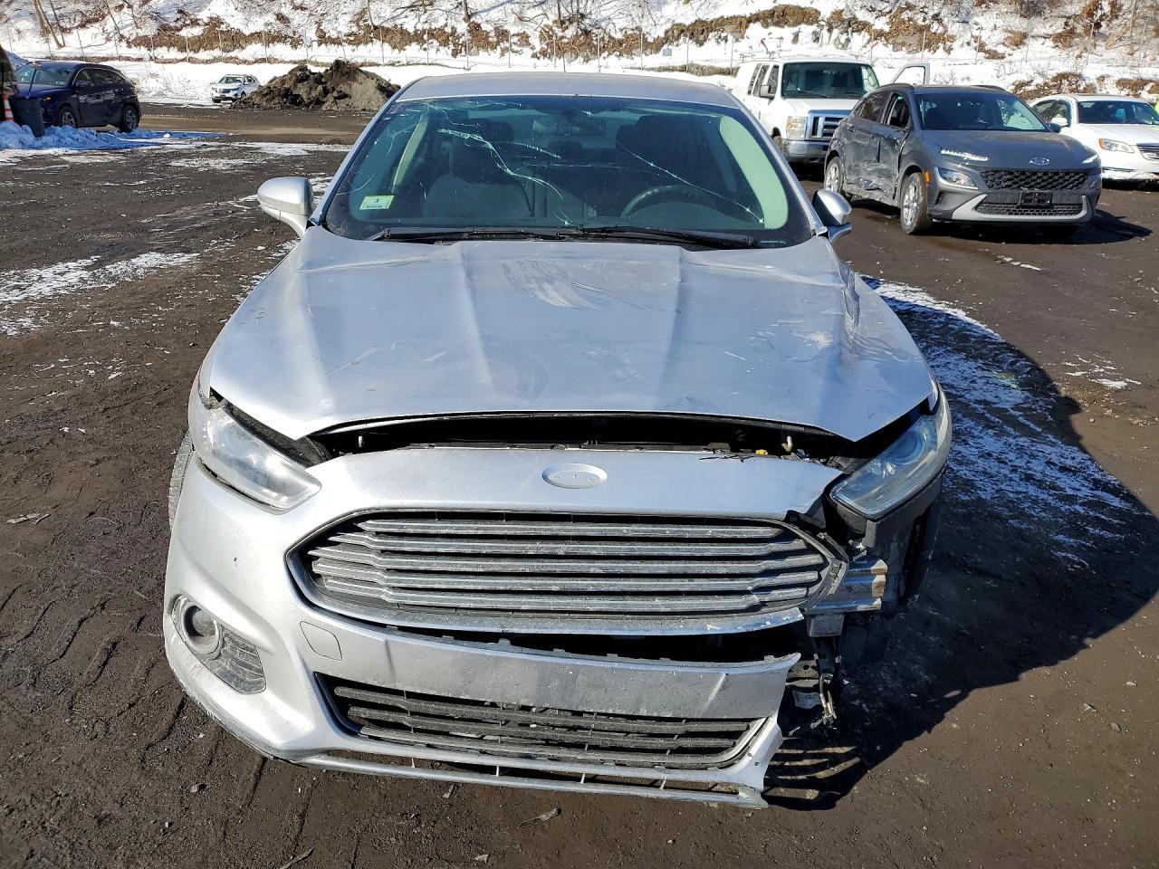 2013 Ford Fusion Se - Фото 5