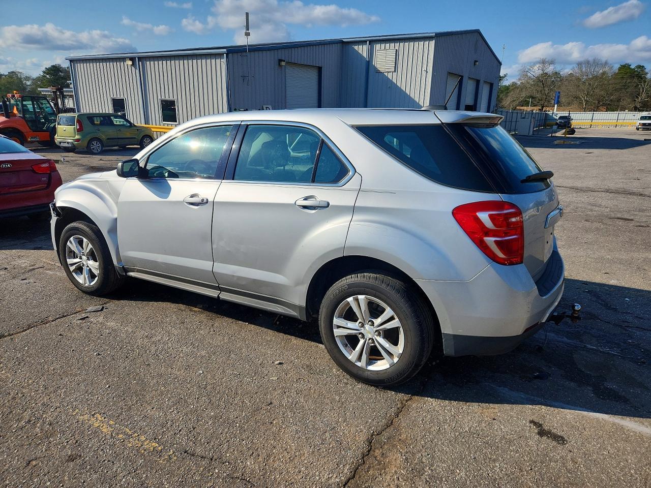 2016 Chevrolet Equinox Ls - Фото 2