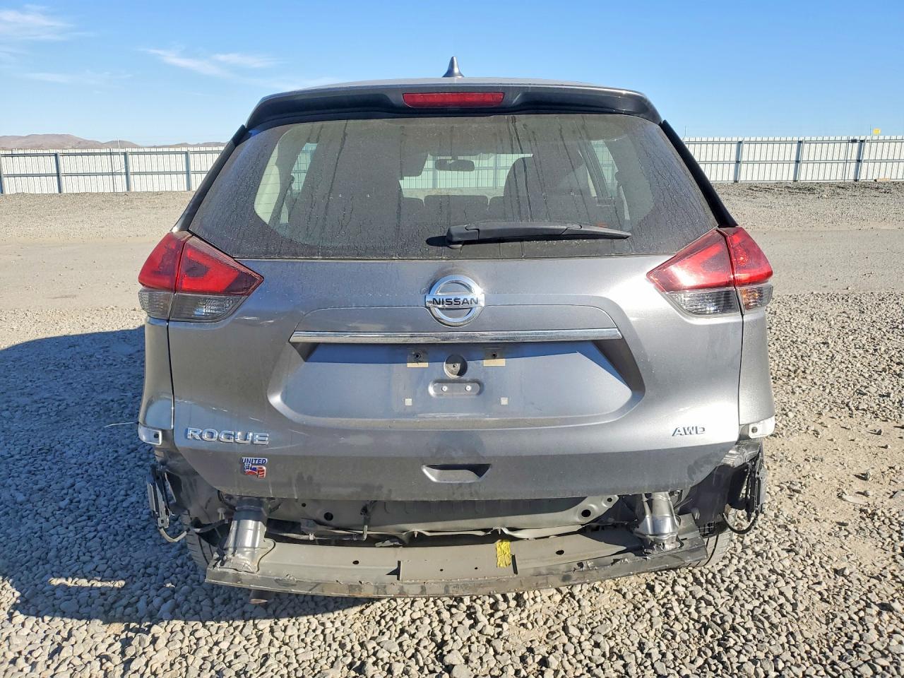 2018 Nissan Rogue S - Image 6