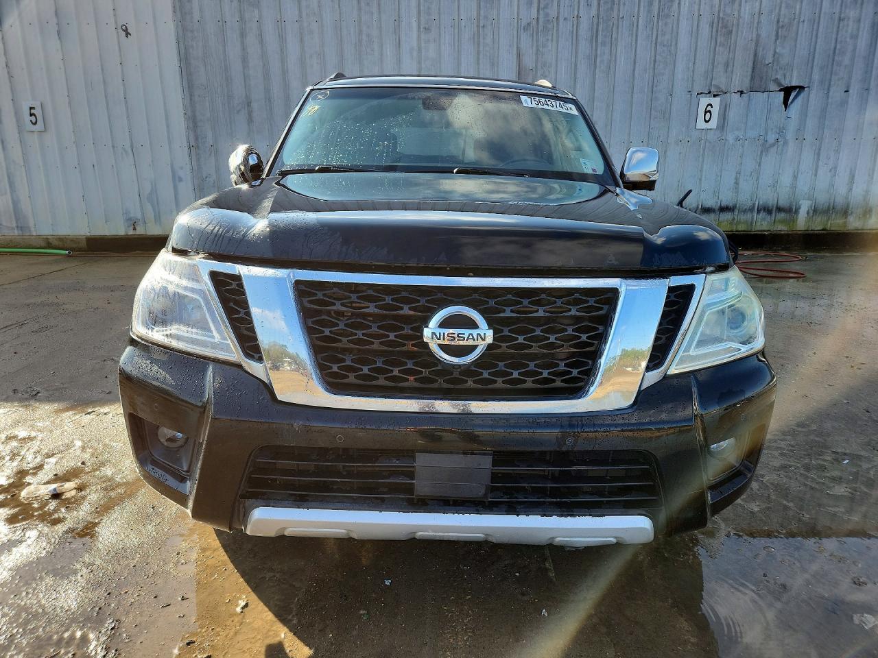 2017 Nissan Armada Platinum - Фото 5