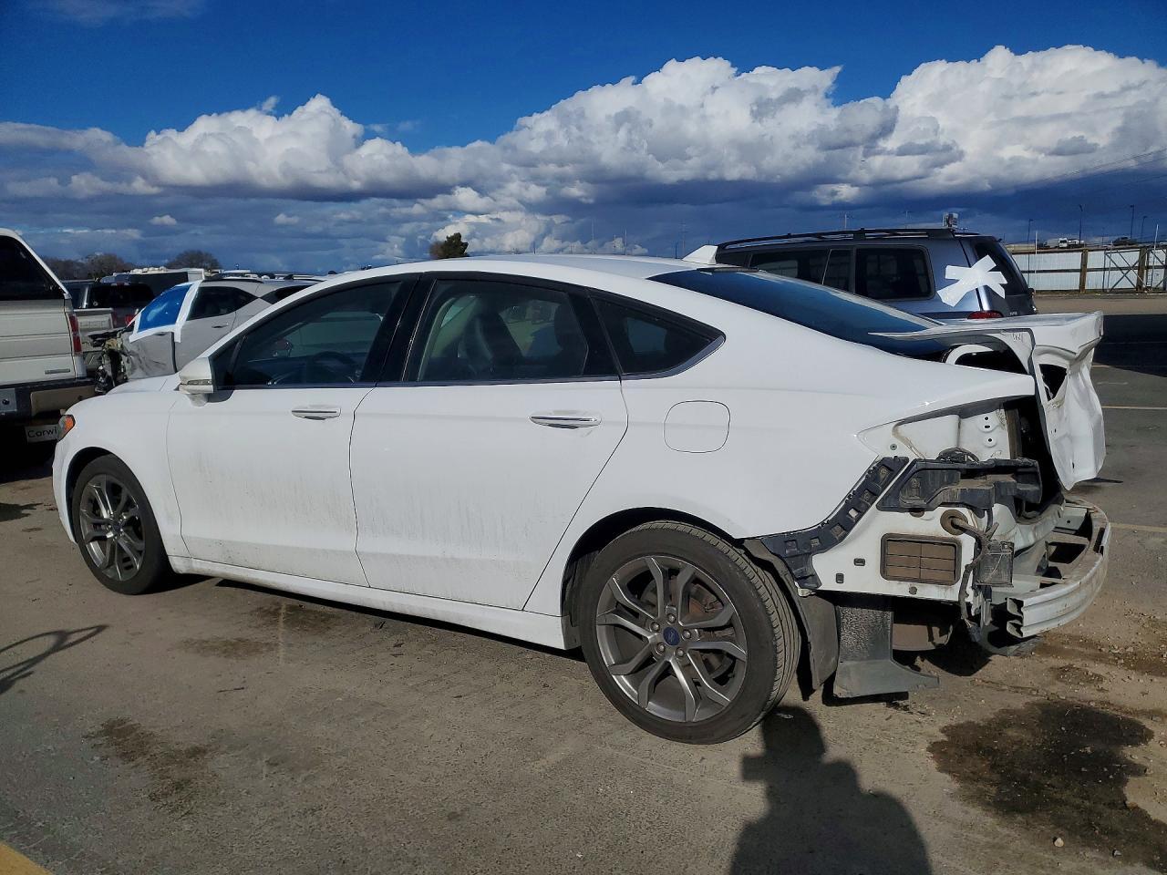 2020 Ford Fusion Sel - Image 2