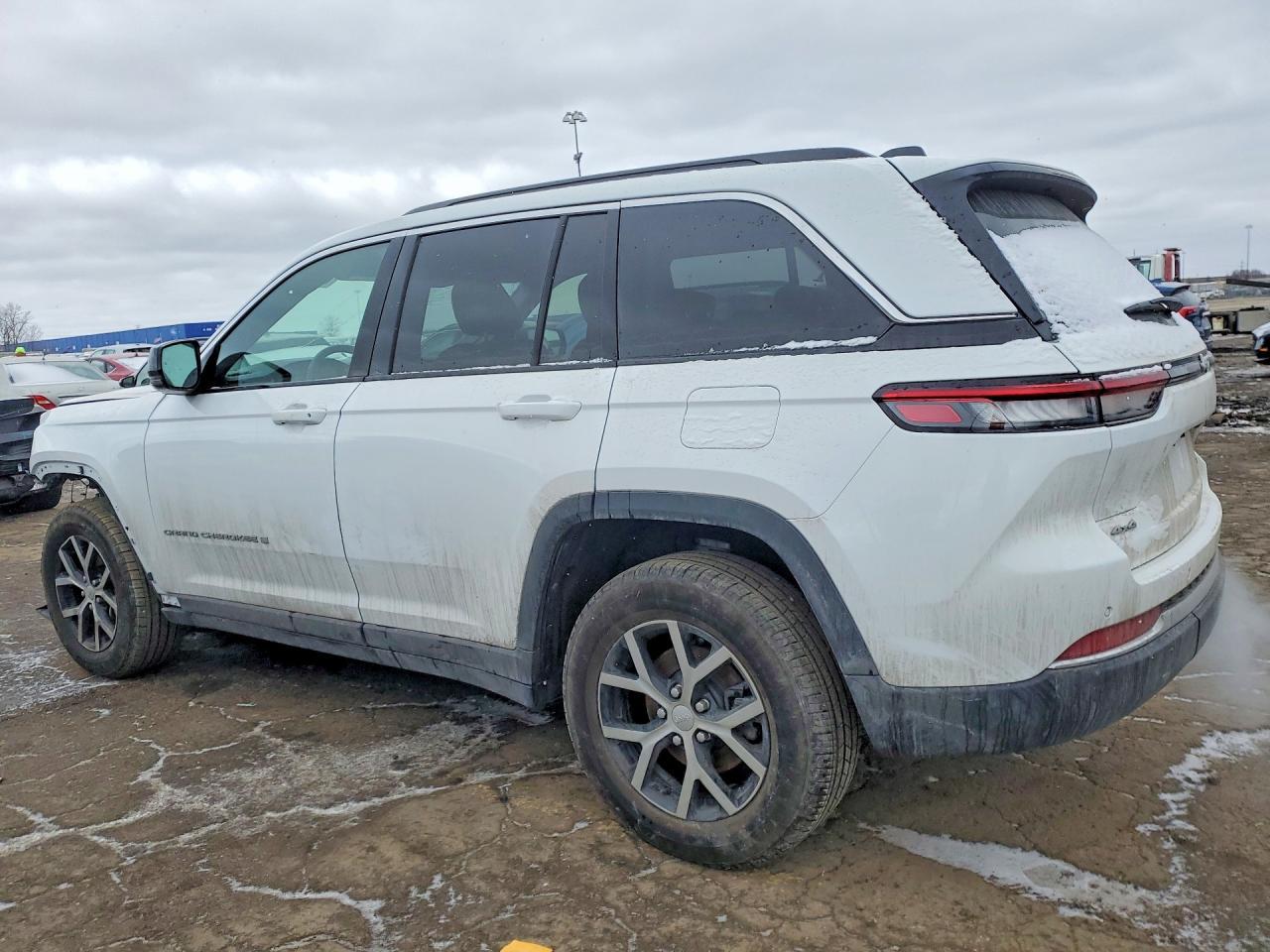 2025 Jeep Grand Cherokee Limited - Image 2