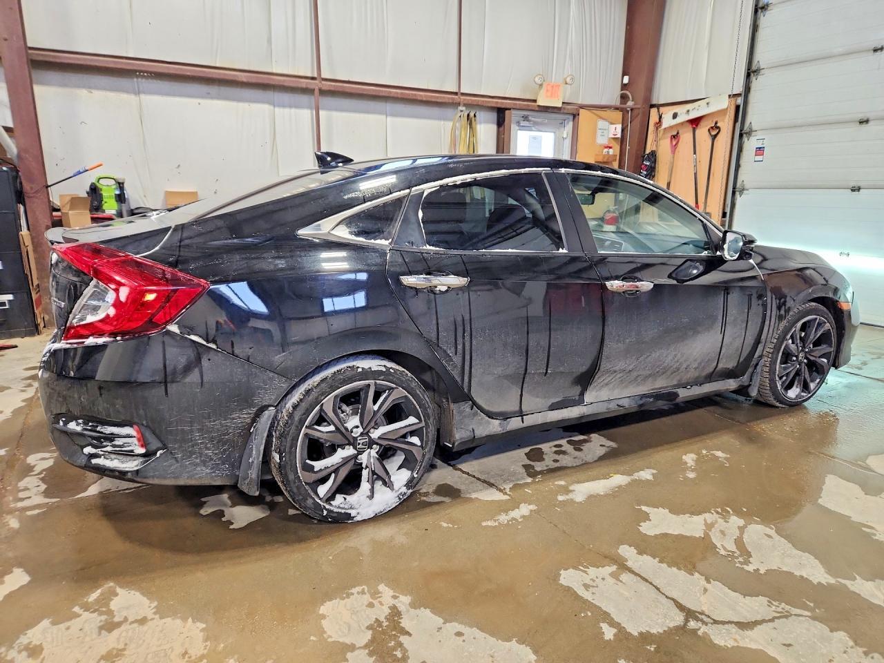 2020 Honda Civic Touring - Image 3