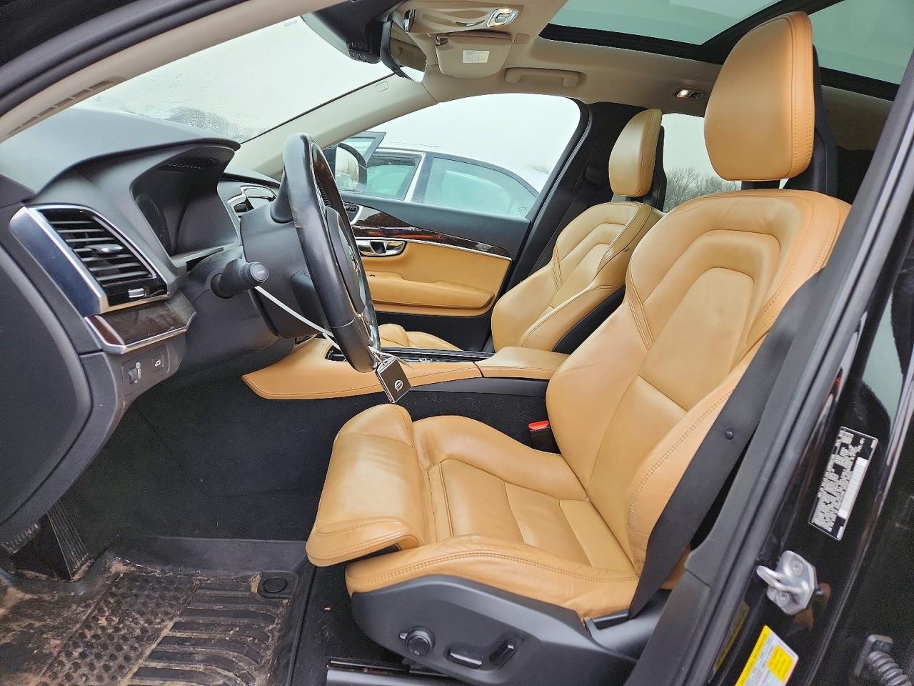 2016 Volvo Xc90 T6 - Image 7