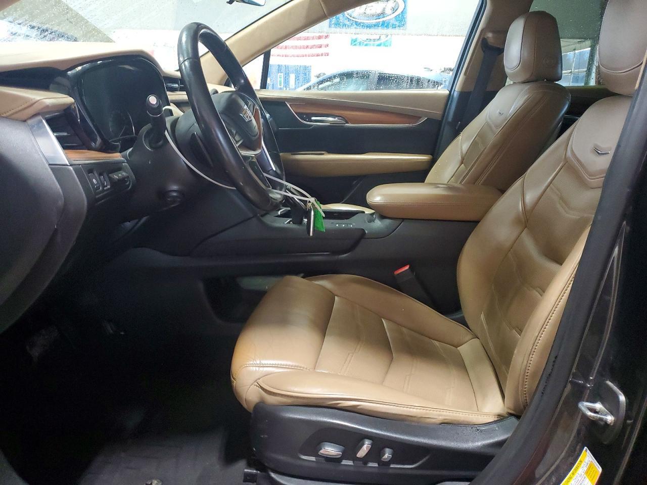 2018 Cadillac Xt5 Platinum - Image 7