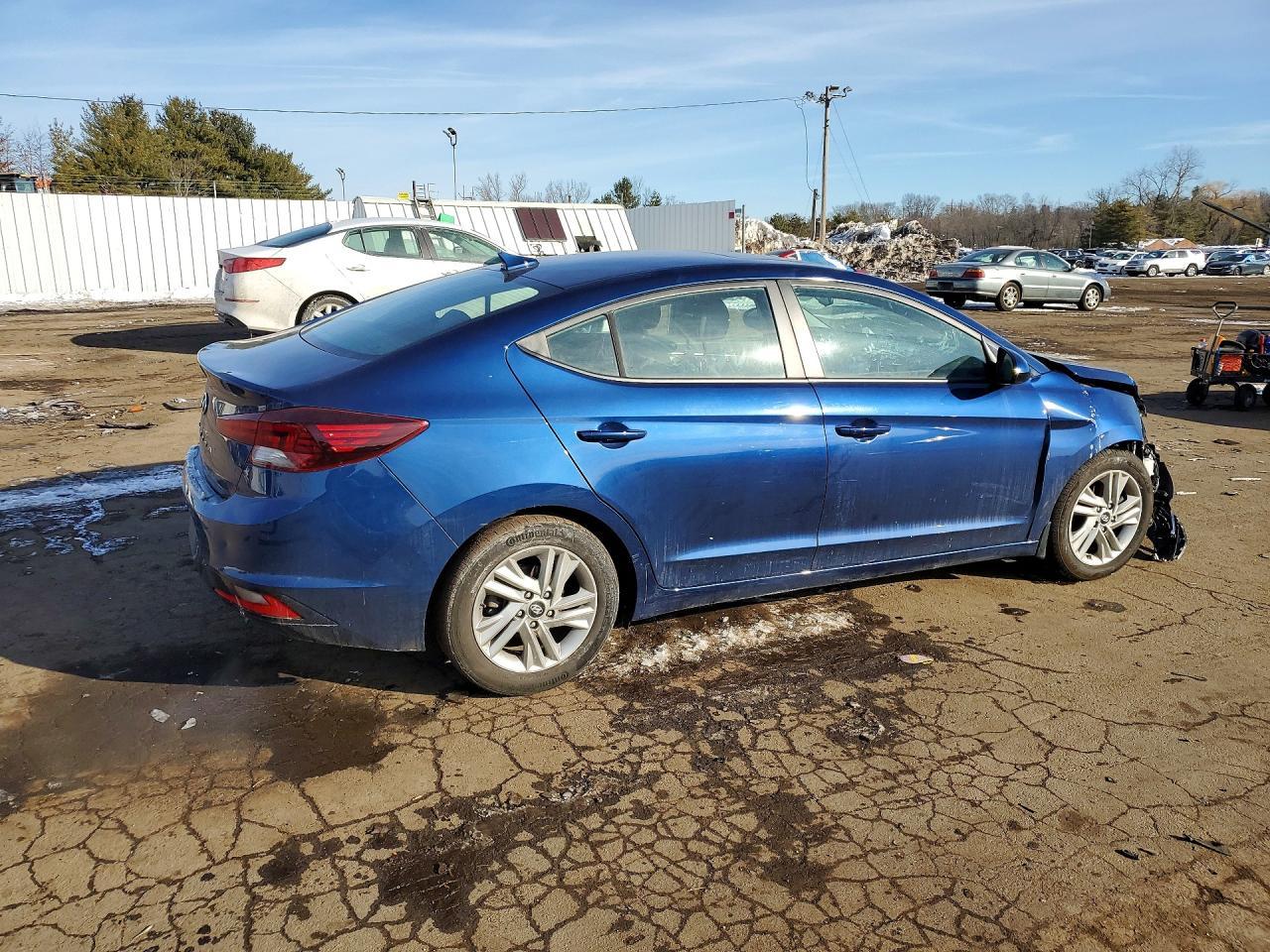 2020 Hyundai Elantra Sel - Фото 3