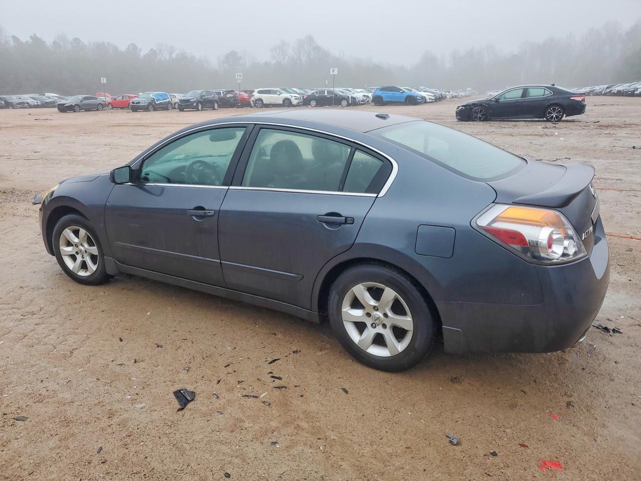 2009 Nissan Altima 2.5 - Image 2
