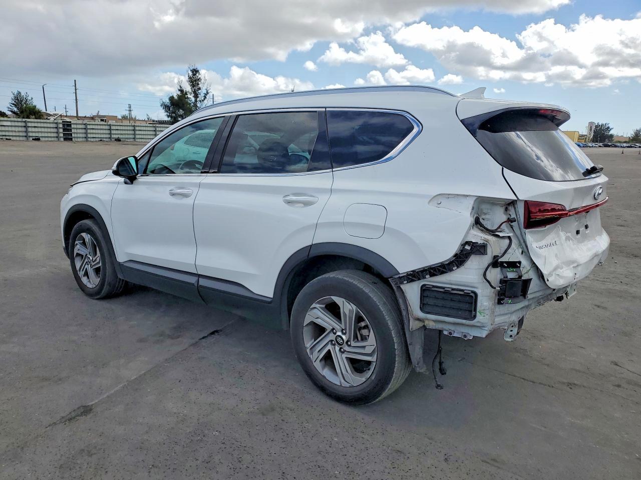 2023 Hyundai Santa Fe Sel - Фото 2