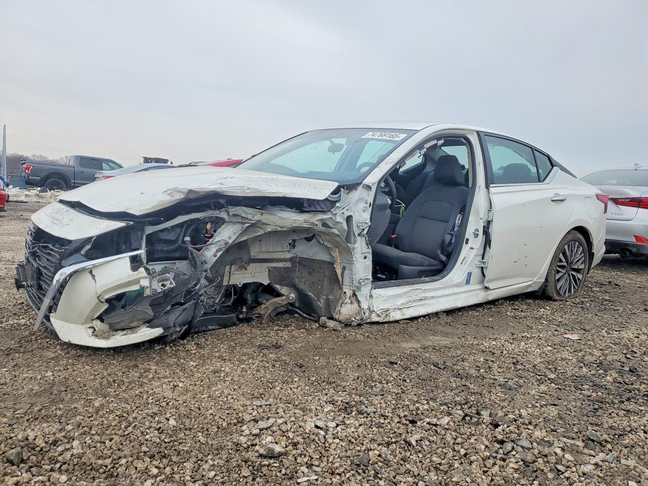 2023 Nissan Altima Sv