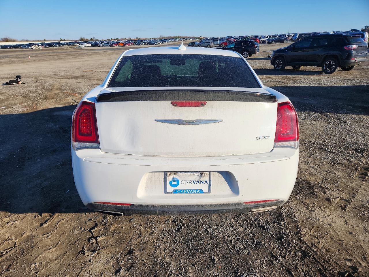 2019 Chrysler 300 Touring - Фото 6