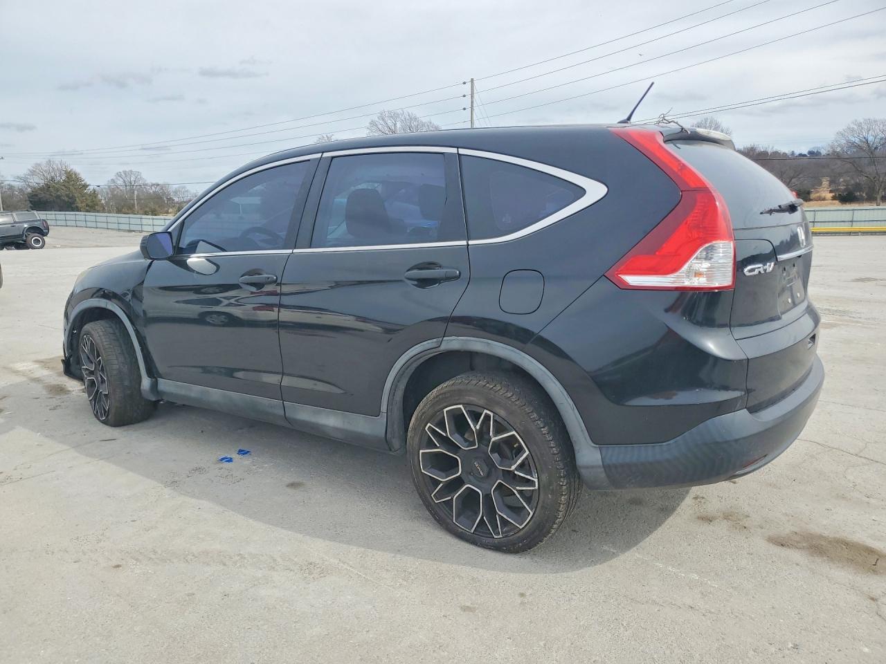 2014 Honda Cr-V Lx - Image 2