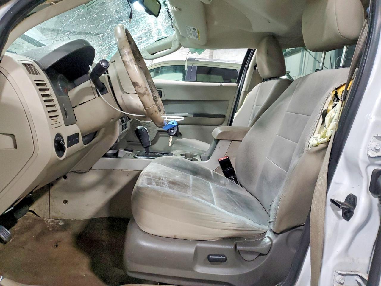 2011 Ford Escape Hybrid - Image 7