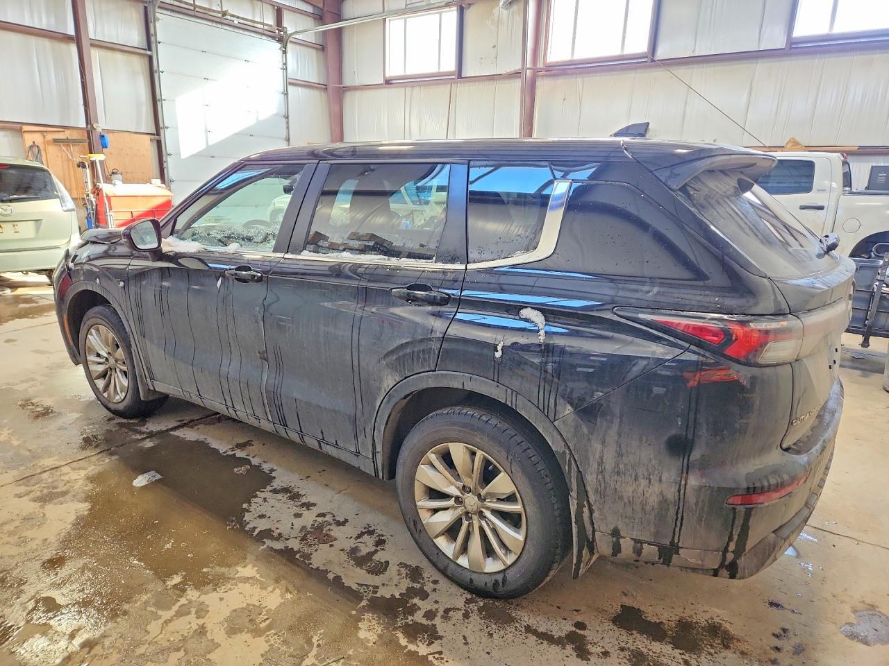 2025 Mitsubishi Outlander Es - Фото 2