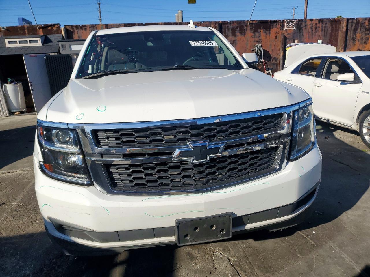 2019 Chevrolet Suburban C1500 Lt - Image 5