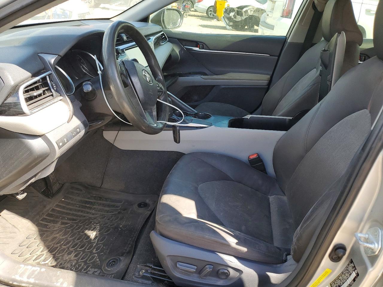 2018 Toyota Camry L - Фото 7
