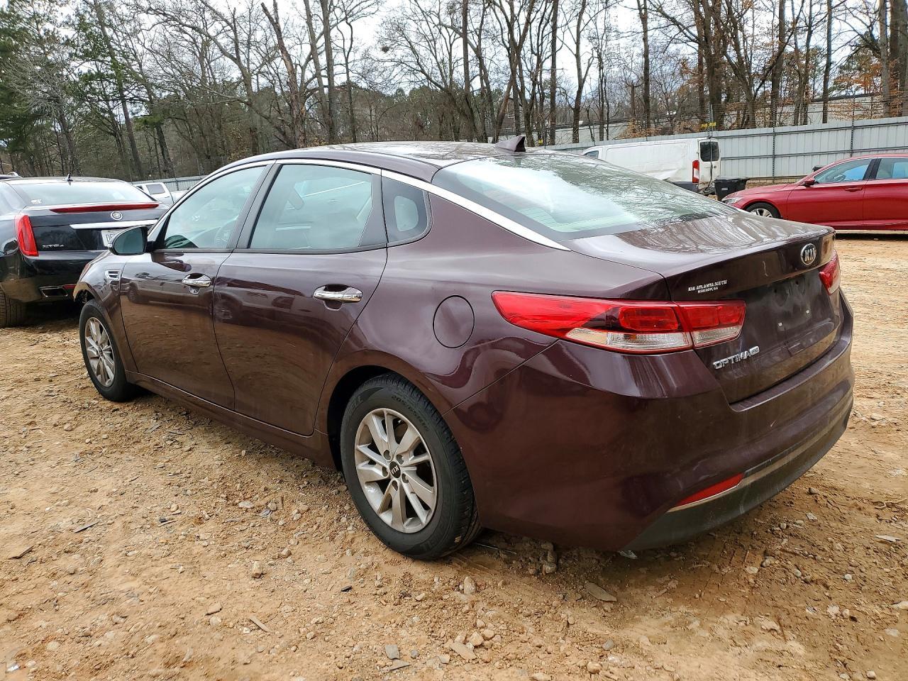 2017 Kia Optima Lx - Фото 2