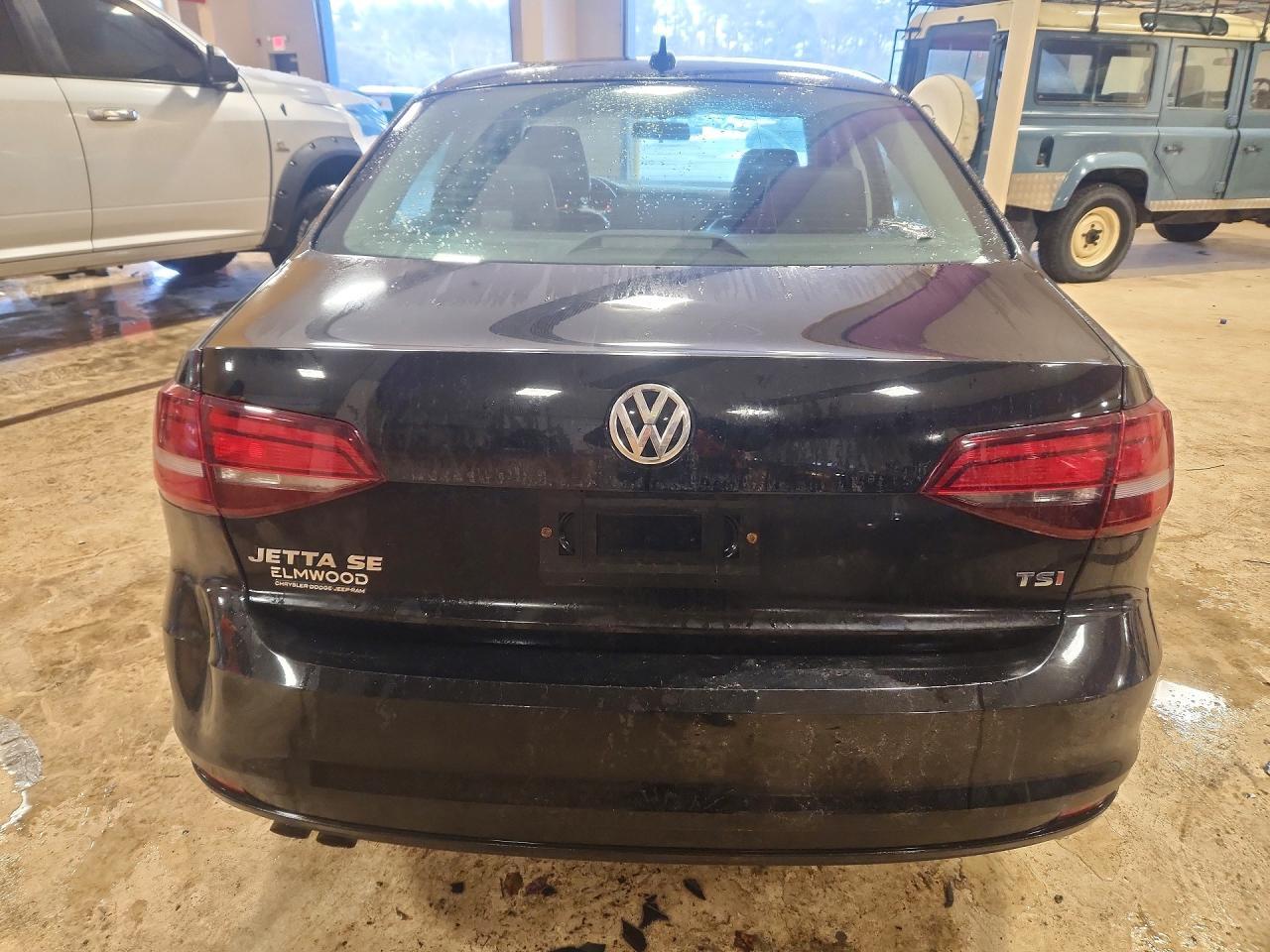 2016 Volkswagen Jetta Se - Фото 6