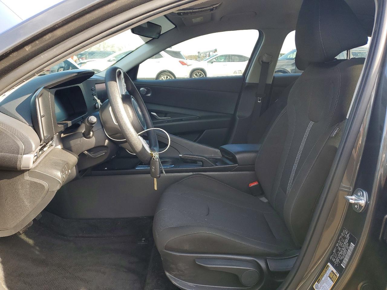 2024 Hyundai Elantra Se - Фото 7