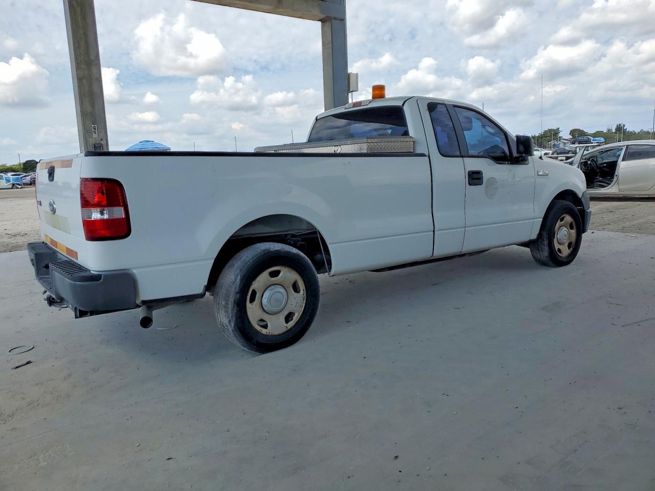 2008 Ford F150 - Фото 3