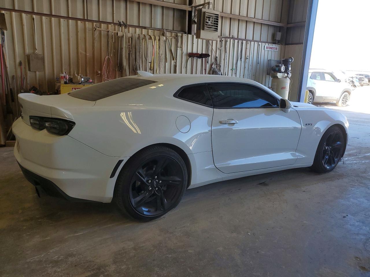 2022 Chevrolet Camaro Lt1 - Фото 3