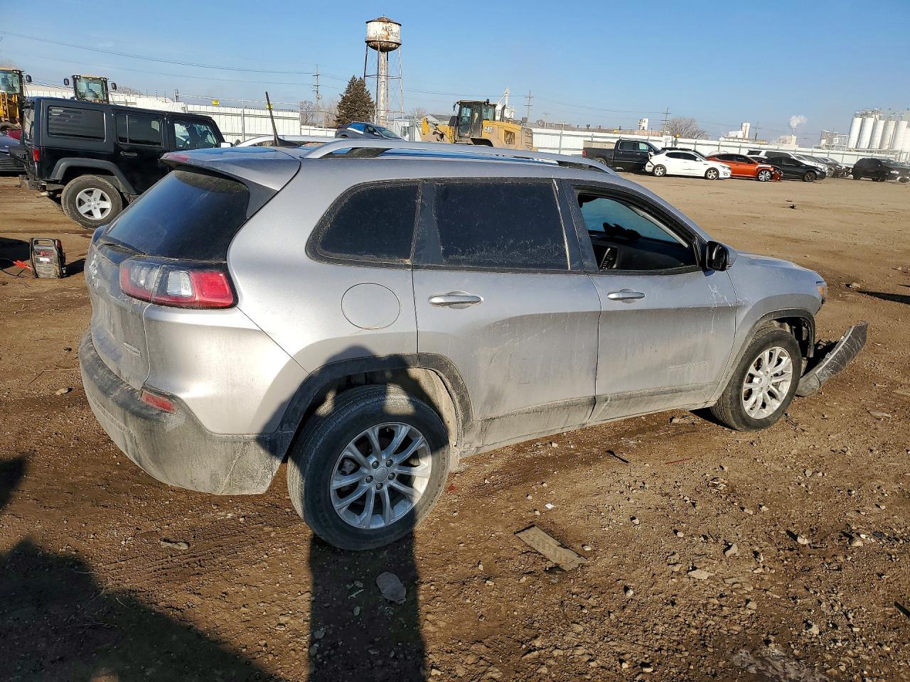 2021 Jeep Cherokee Latitude - Image 3
