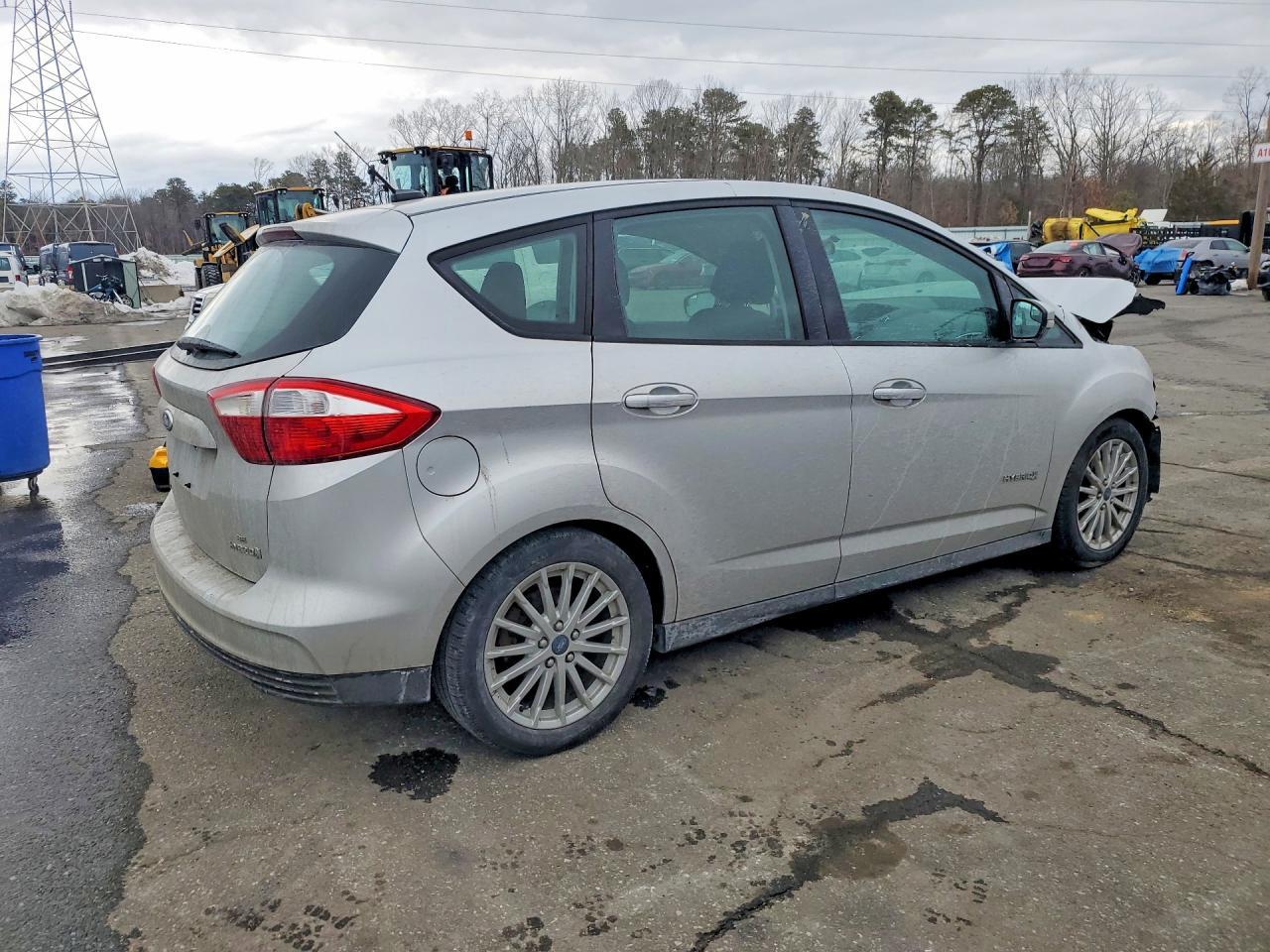 2013 Ford C-Max Se - Image 3