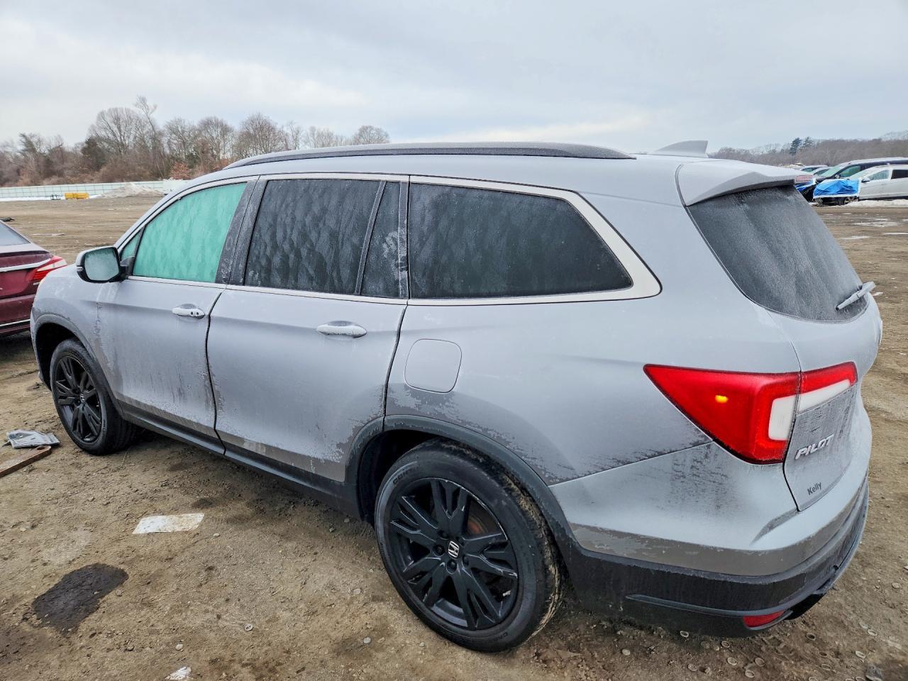 2022 Honda Pilot Se - Фото 2