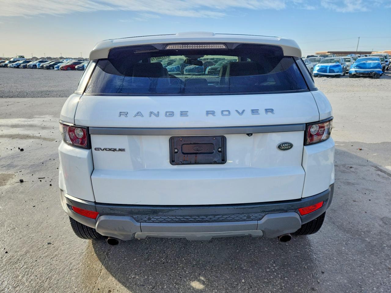 2015 Land Rover Range Rover Evoque Pure Plus - Image 6