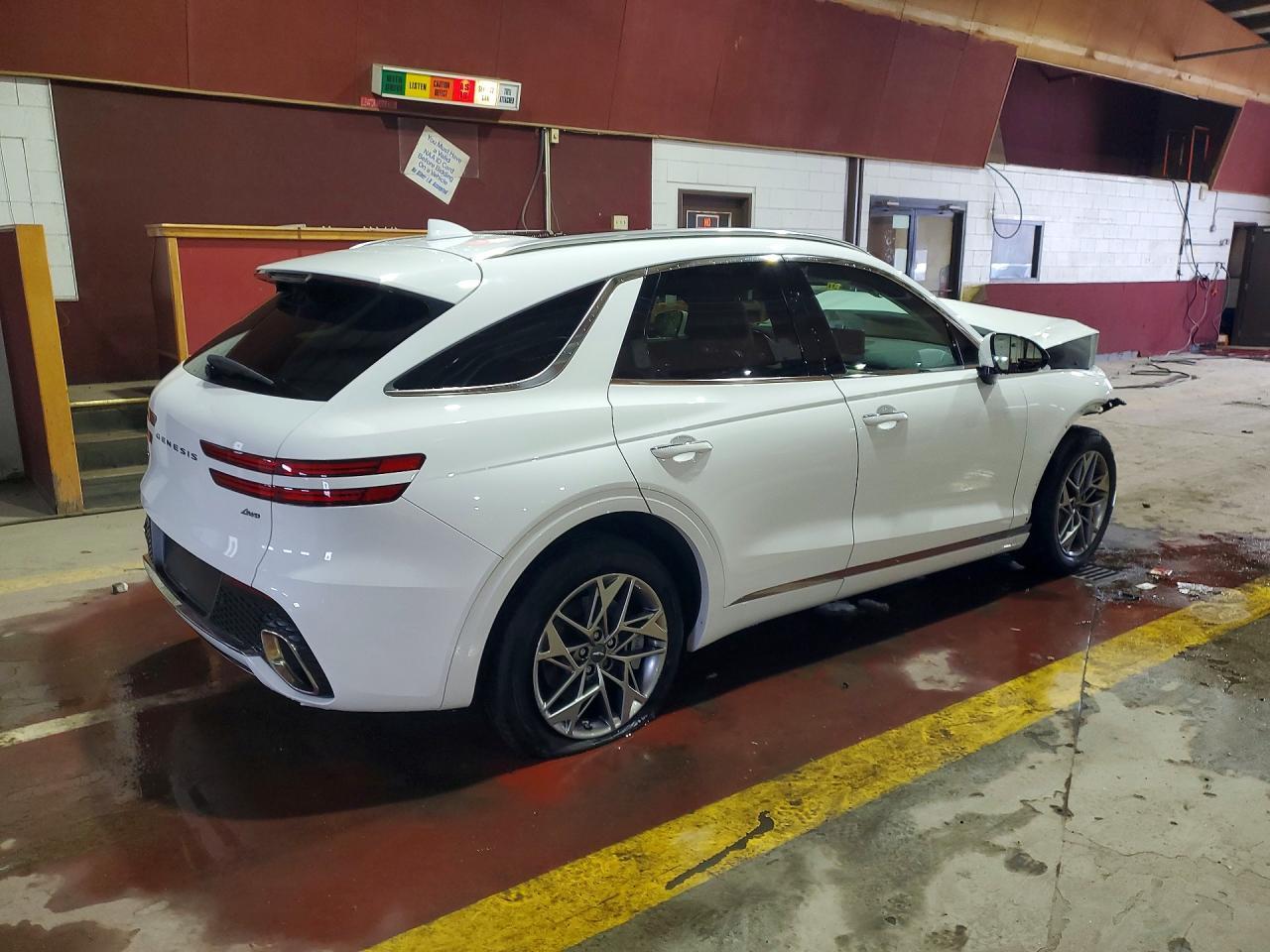 2025 Genesis Gv70 2.5T Standard - Фото 3
