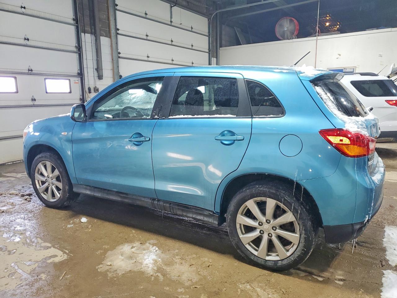 2013 Mitsubishi Outlander Sport Es - Фото 2