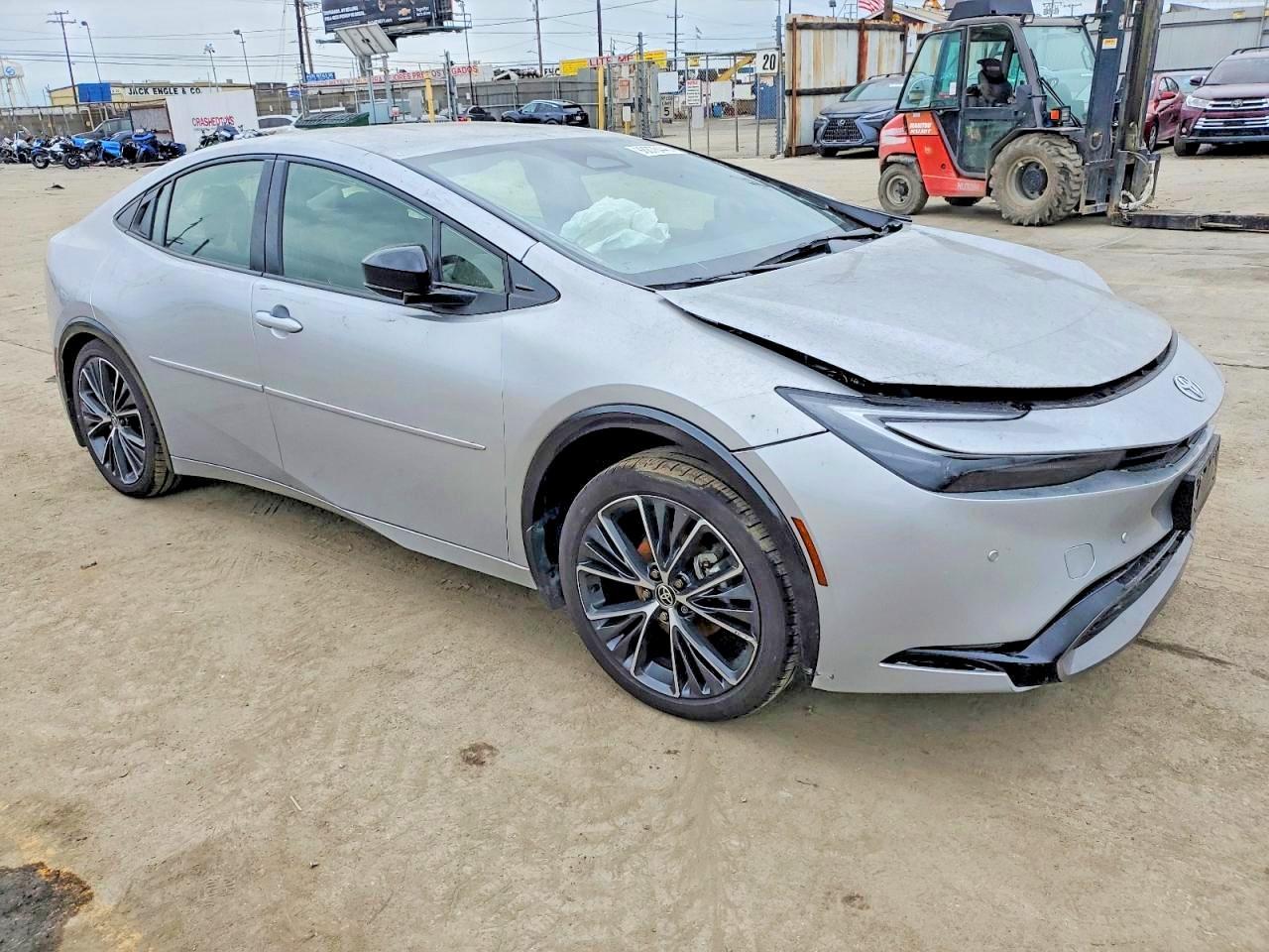 2024 Toyota Prius Xle - Фото 4