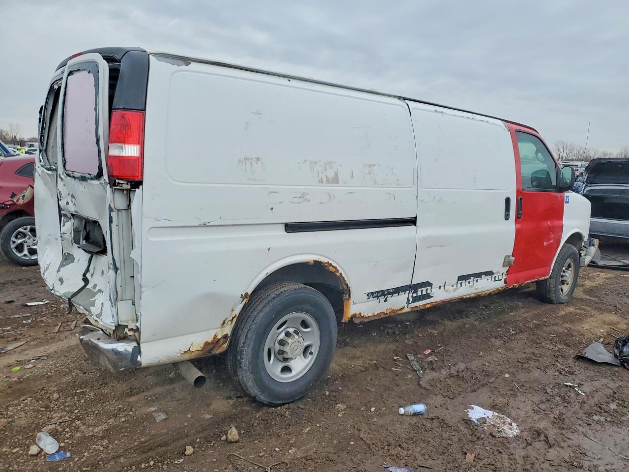 2008 Chev Express G1500 - Фото 3