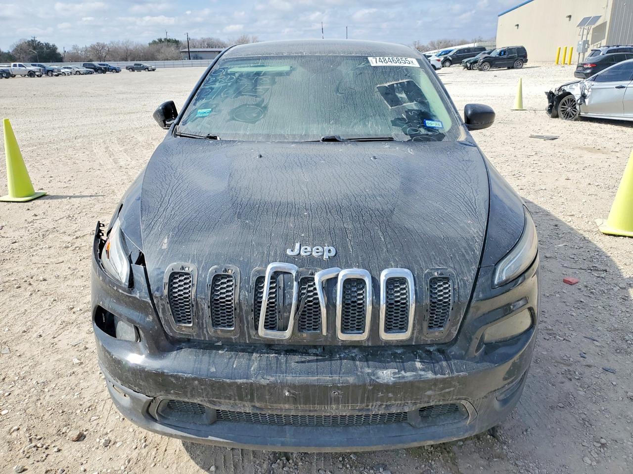 2016 Jeep Cherokee Sport - Image 5