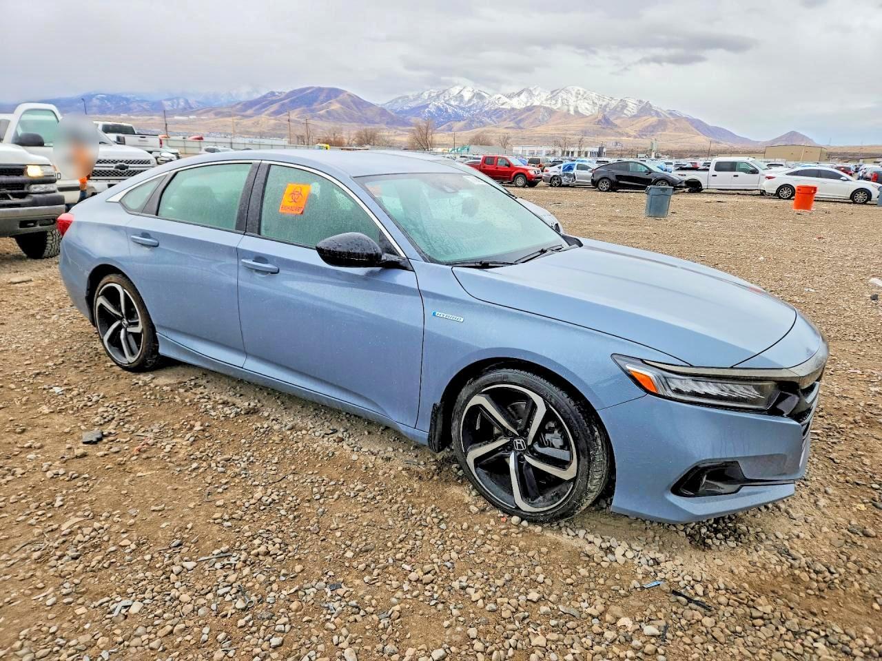 2022 Honda Accord Hybrid Sport - Image 4