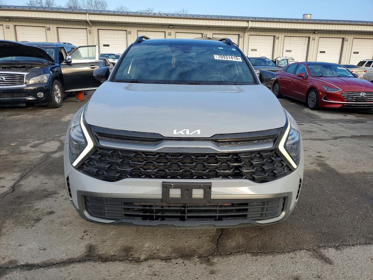 2024 Kia Sportage X Line - Image 5