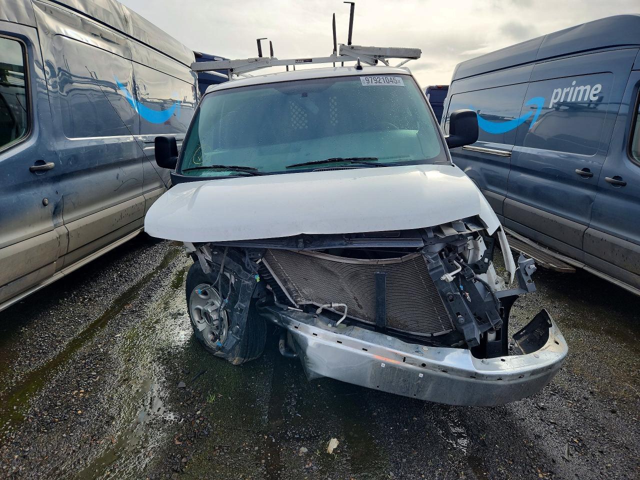 2021 GMC Savana 2500 Utility / Service Van - Фото 5
