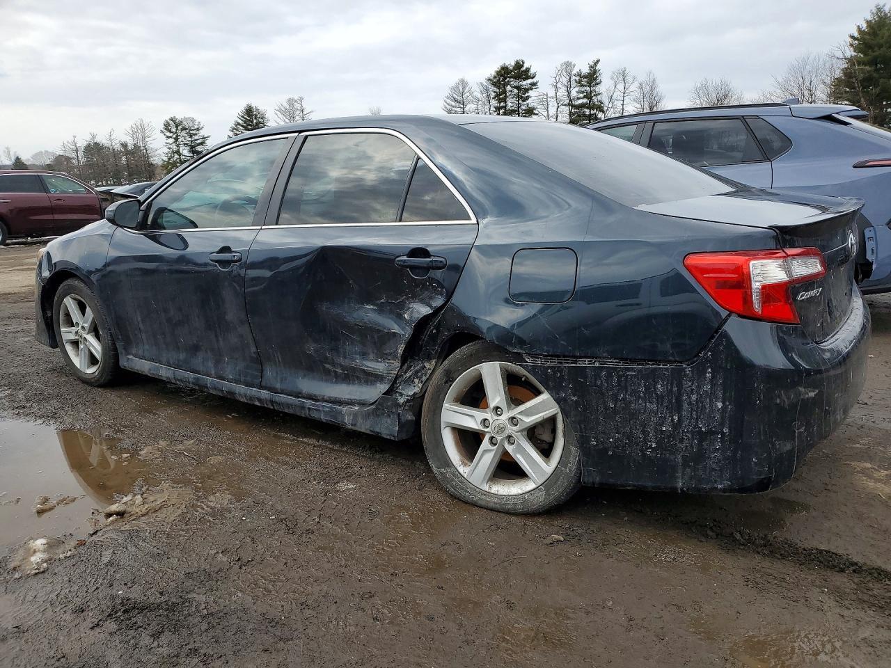 2014 Toyota Camry Se - Фото 2