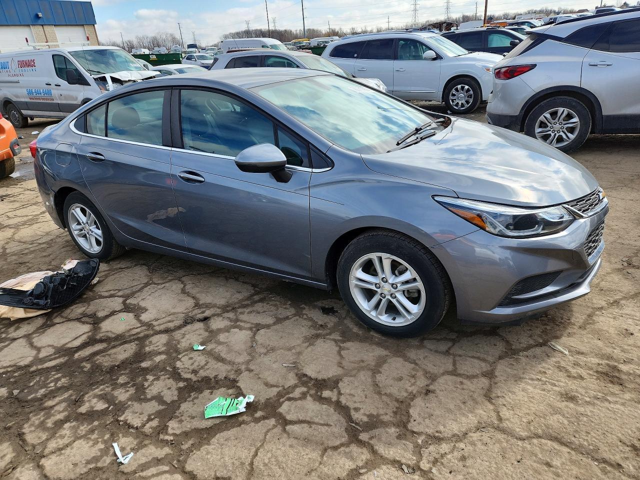 2018 Chevrolet Cruze Lt - Image 4