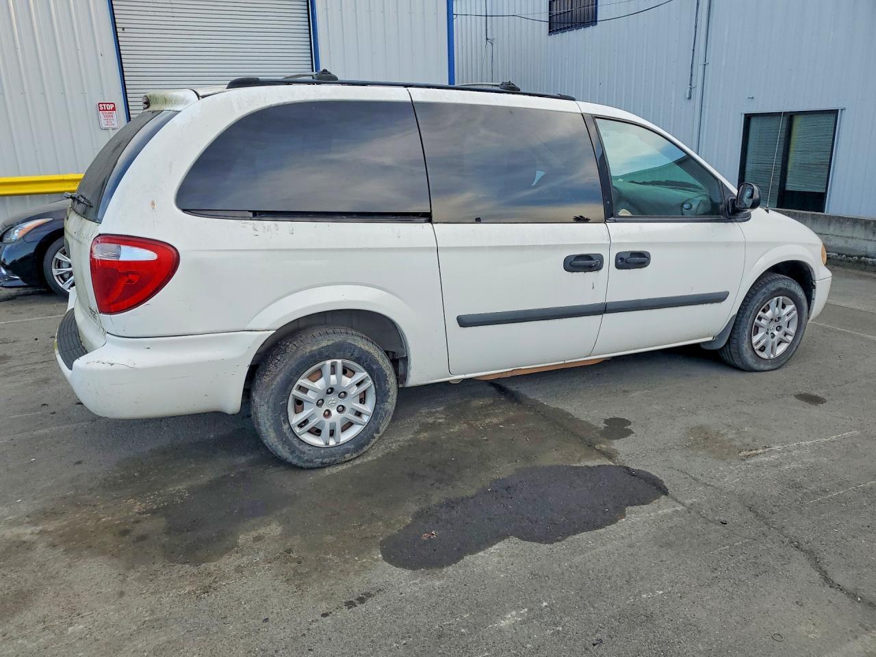 2006 Dodge Caravan - Фото 3