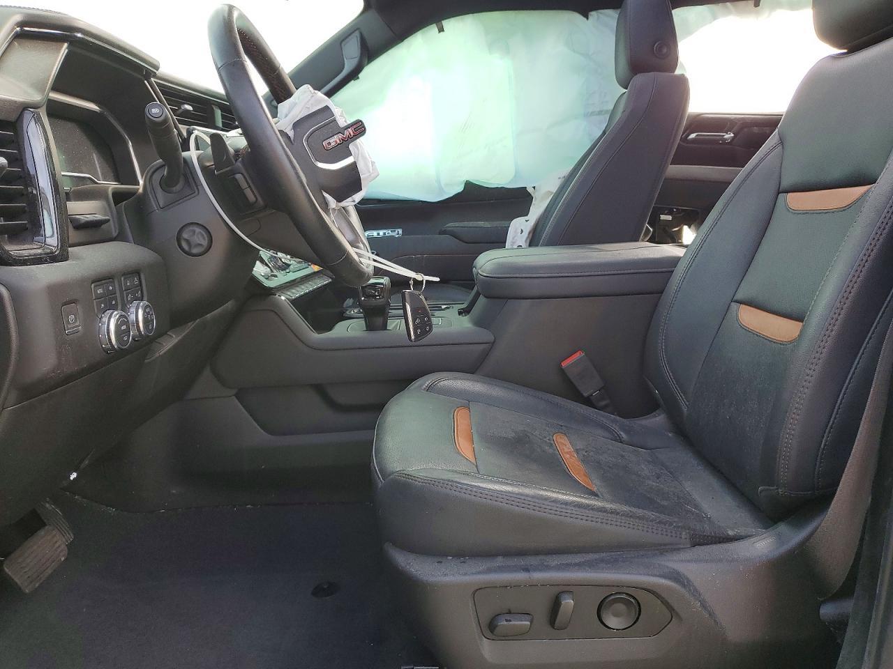 2023 GMC Sierra K1500 At4 - Фото 7
