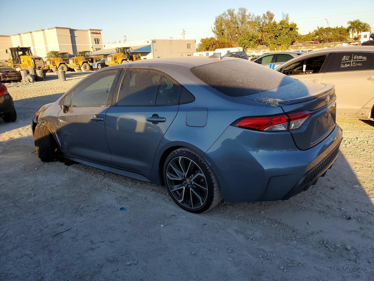 2022 Toyota Corolla Se - Фото 2