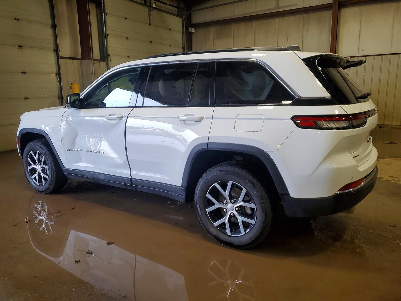 2025 Jeep Grand Cherokee Limited - Image 2