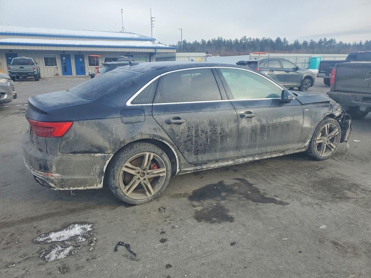 2017 Audi A4 Premium Plus - Фото 3
