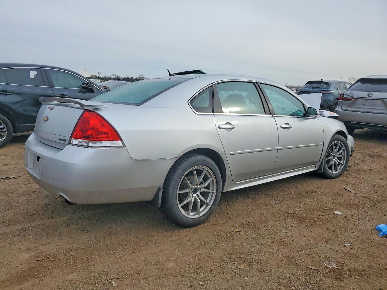 2012 Chevrolet Impala Ltz - Фото 3
