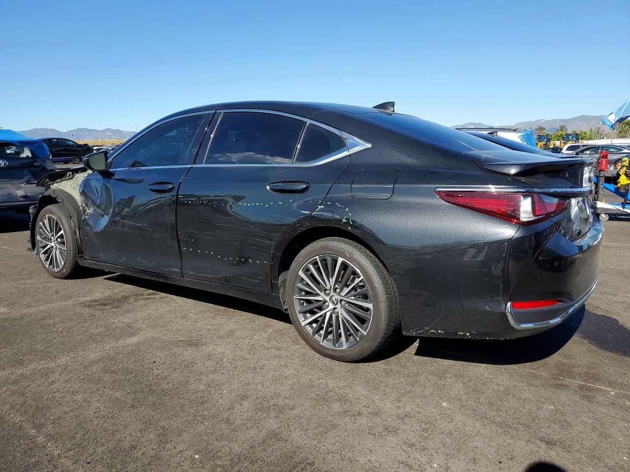2024 Lexus Es 300H Base - Image 2