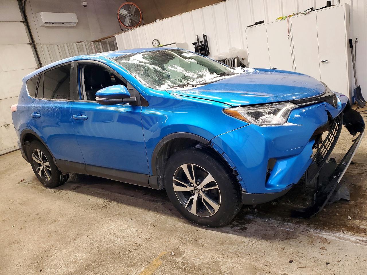 2018 Toyota Rav4 Xle - Image 4
